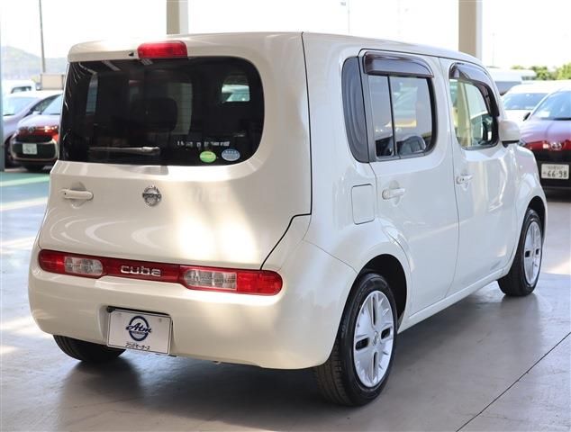 2017 NISSAN CUBE